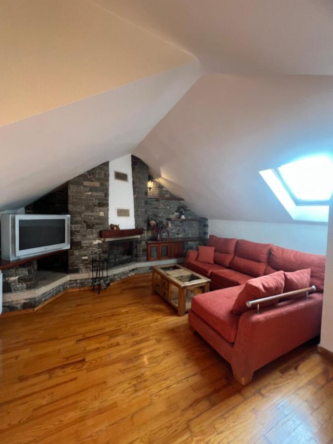 Precioso Duplex En Puigcerda Con Plaza De Parking 아파트 외부 사진